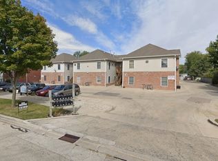 Canterbury Place Apartments, Dekalb, IL 60115