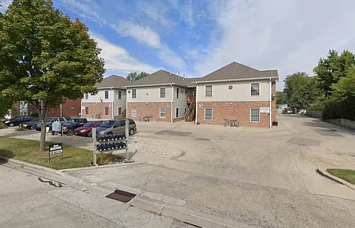 615 Meadow Creek Dr Photo 1