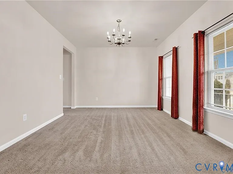 12206 Rotunda Ln — Photo 6