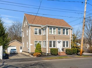12 Chestnut St, Danvers, MA 01923