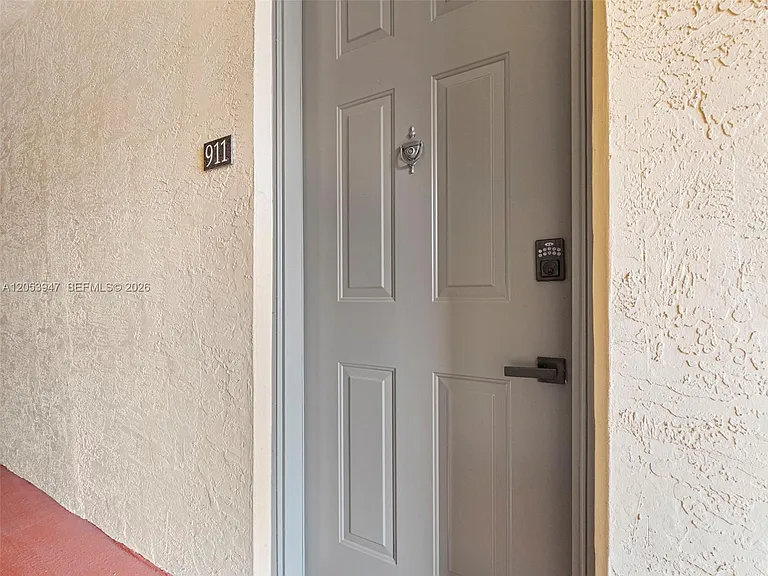 4402 SW 160th Ave #911 — Photo 41