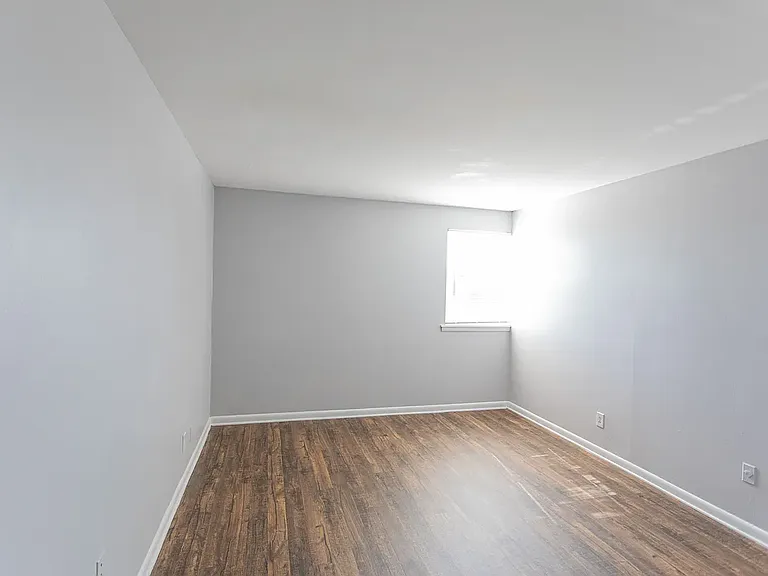 Highland Ridge Apartments — Photo 15