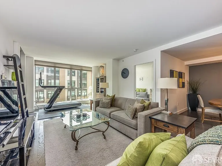 708 Long Bridge St #404 — Photo 2