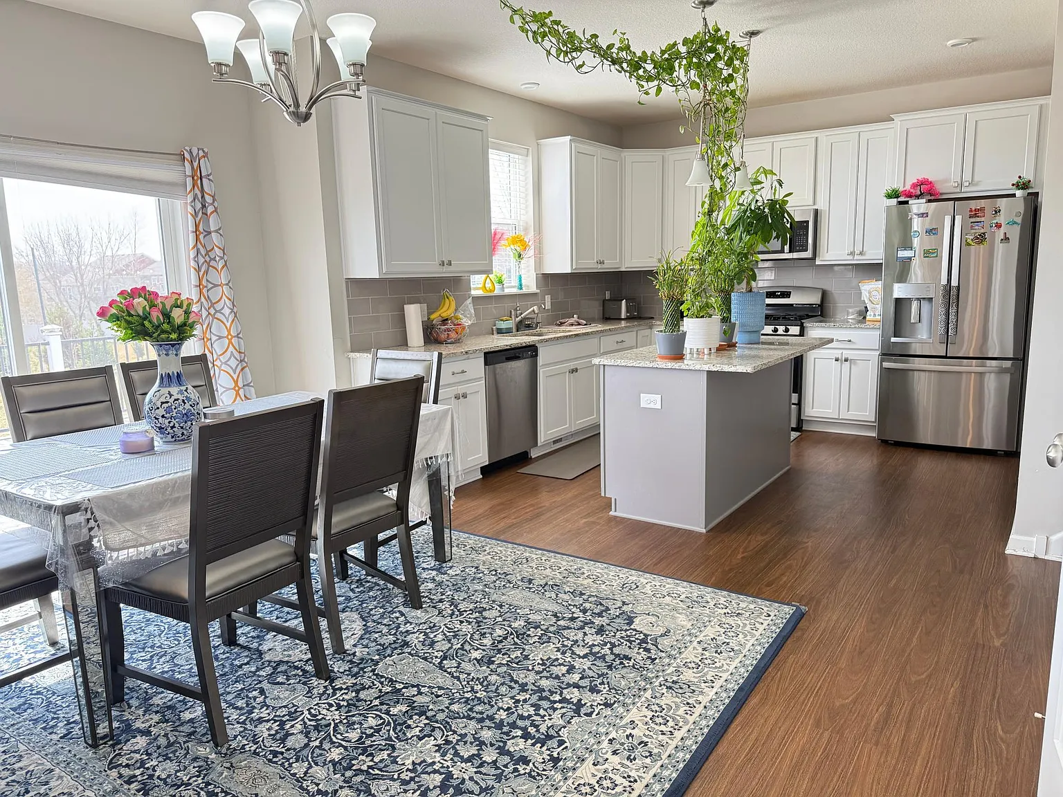 4 bed, 3.5 bath, 2867 sqft, $3,250 — Photo 3