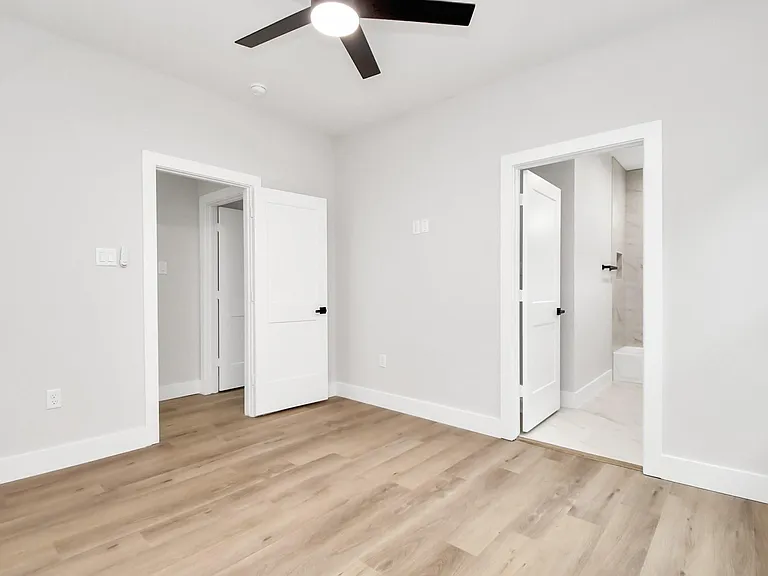 2411 Chew St — Photo 24