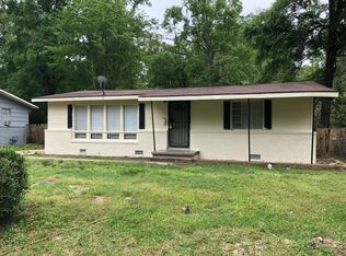 2747 Emerald Dr, Jackson, MS 39212