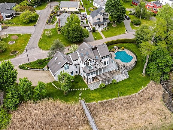 3rd image of 35 Doty Ave