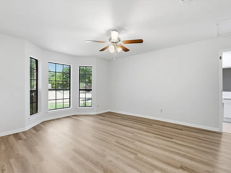 102 Pinyon Ln — Photo 10