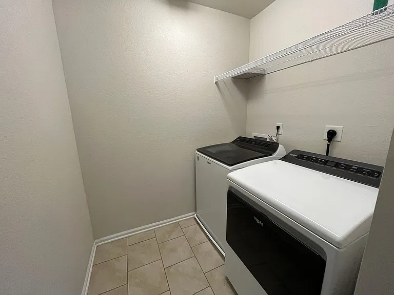 1845 Tinker Dr — Photo 26