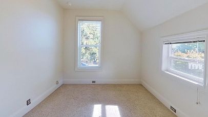 5th image of 210 Elm St #C