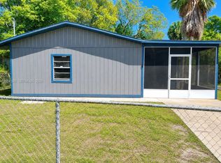 8301 N Klondyke St, Tampa, FL 33604
