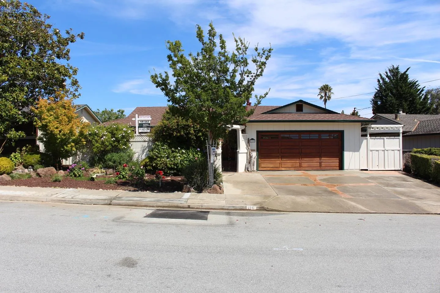 116 Corinne Ave photo 1