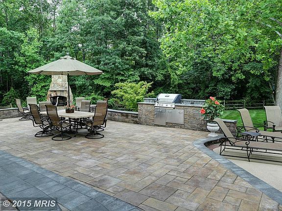 Multi-level paver patio-terrace w/ outdoor kitchen