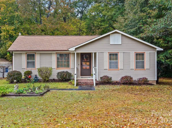 2215 Ross Cauthen Rd, Lancaster, SC 29720