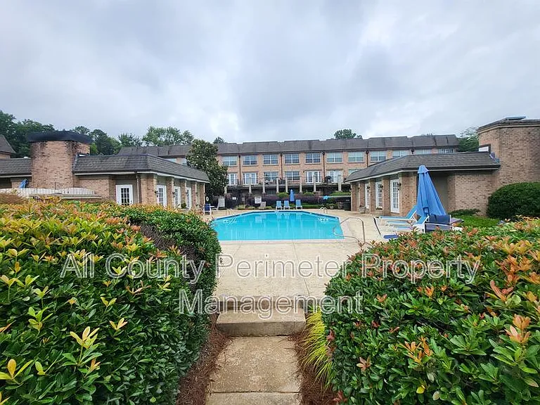 6980 Roswell Rd #C5 — Photo 16