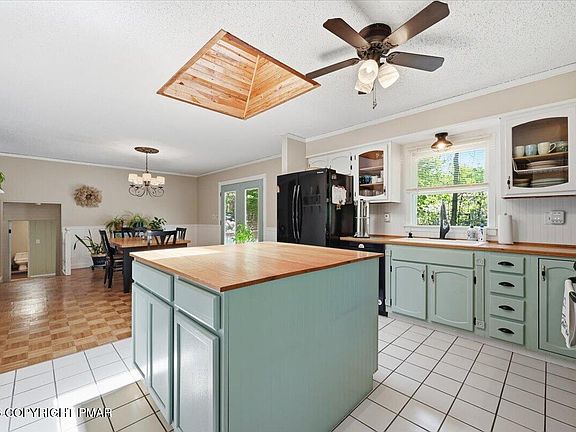 4th image of 4142 Romeo Rd