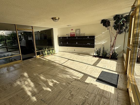 2nd image of 5292 Newcastle Ave #15