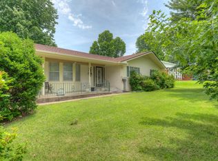 2825 Illinois Ave, Joplin, MO 64804