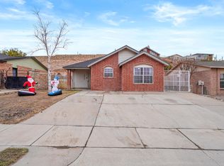10727 Thunder Rd, Socorro, TX 79927