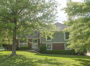 16920 Belinder St, Stilwell, KS 66085