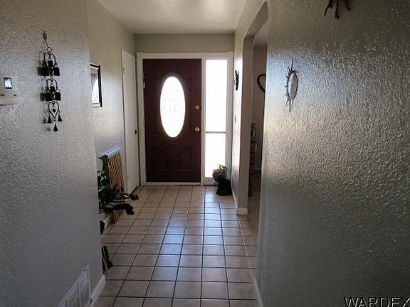 3rd image of 2206 E Greasewood Dr