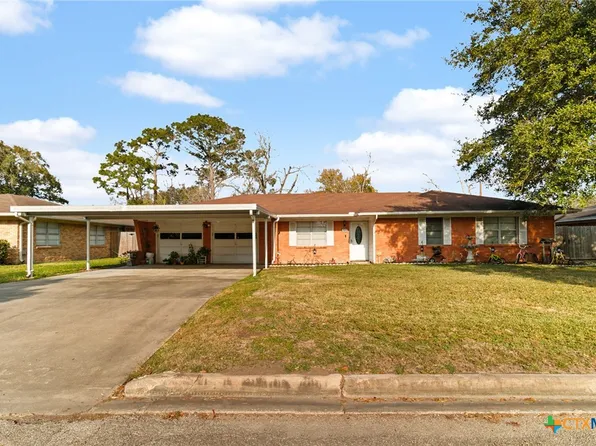 507 Suzanne St, Edna, TX 77957