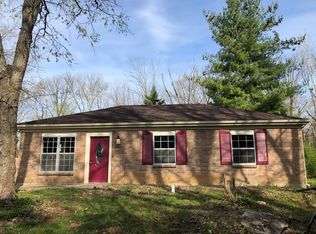 7700 Dominique Dr, Louisville, KY 40228