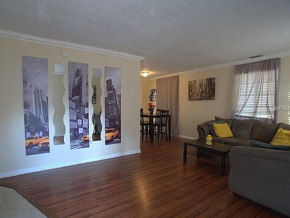 3rd image of 1212 Aloha Ln