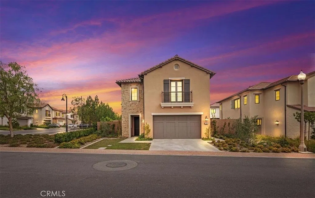 5 bed, 2800 sqft, $7,500 — Photo 1
