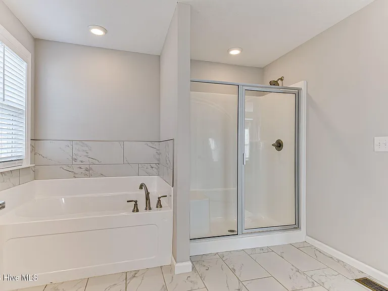 3153 Wayne Dr — Photo 33