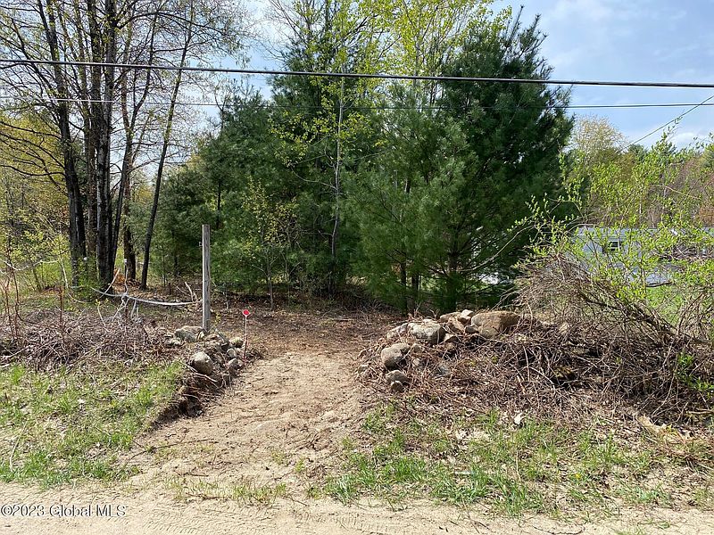 2nd image of 13 Comstock Road