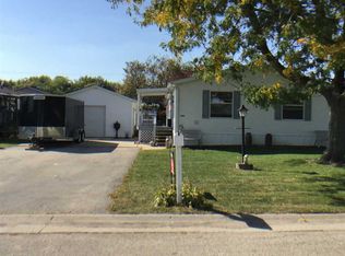 620 Pheasant Ln, Sharon, WI 53585