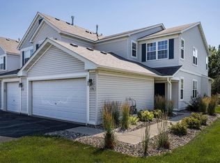 696 Cobblestone Way, Shakopee, MN 55379
