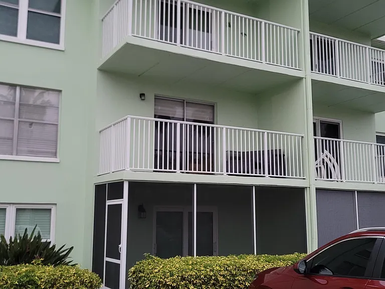 464 N Paula Dr #203 — Photo 12
