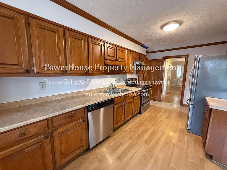 3209 Henderson Walk — Photo 15