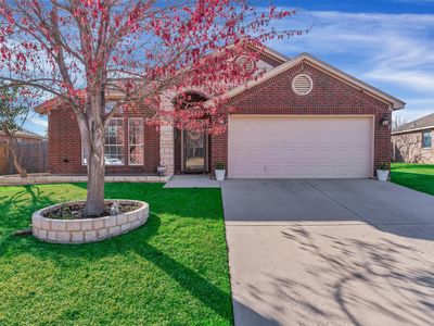 613 Creek Point Dr, Saginaw, TX, 76179