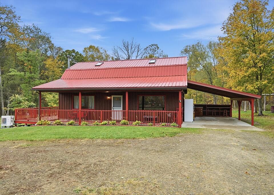 1st image of 34160 Three Bridges Rd