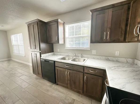 615 S High Ave #A, Joplin, MO 64801