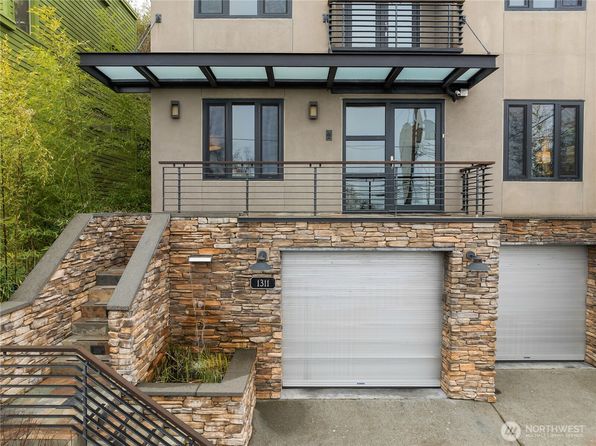 1311 32nd Avenue S, Seattle, WA 98144