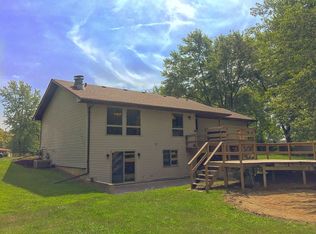 763 N 2856th Rd, Utica, IL 61373