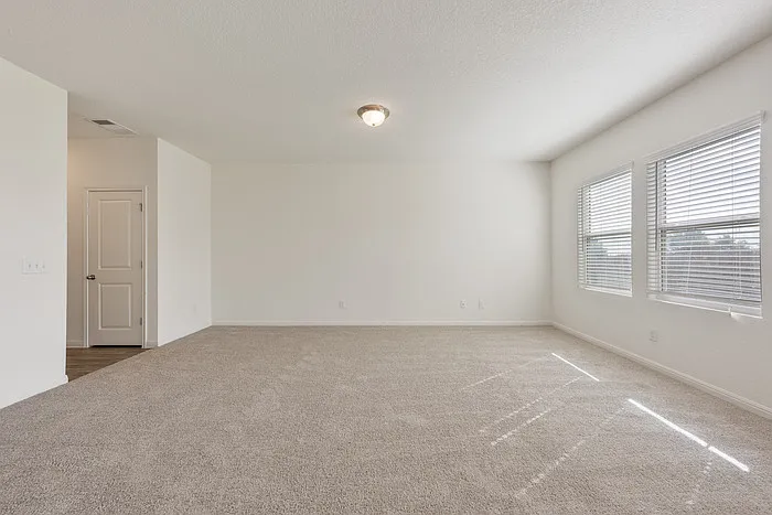 19507 Cloudy Bay Dr — Photo 7