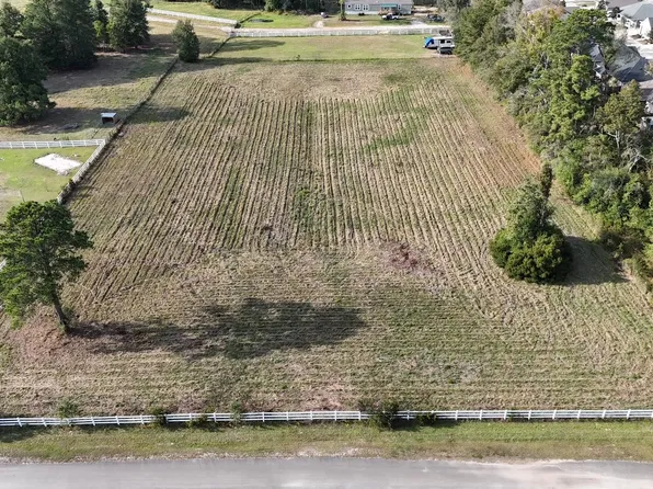 220 Pvt Rd #8149, Buna, TX 77612