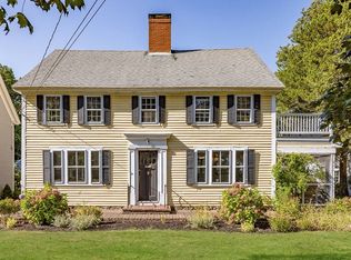 394 Main St, Amesbury, MA 01913
