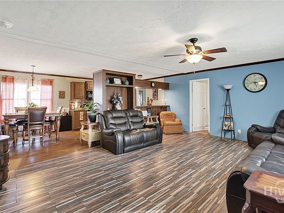5th image of 113 Shari Drive