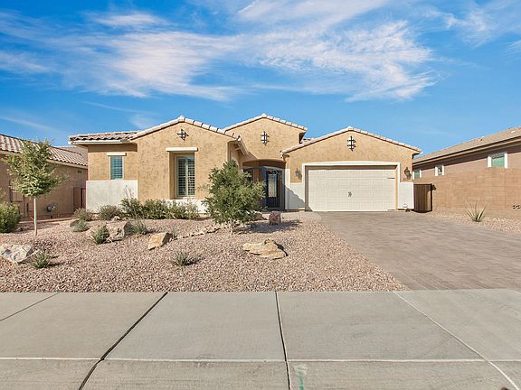 3rd image of 2678 E Indian Wells Dr