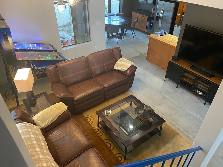 219 N Ashbury Ln — Photo 3