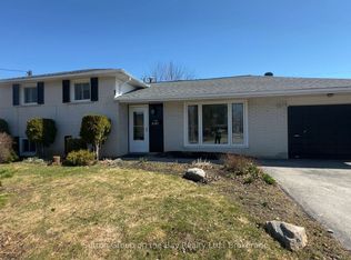 641 Oak St, Collingwood, ON L9Y2Z7