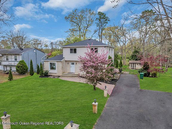 4th image of 503 Hemlock Lane