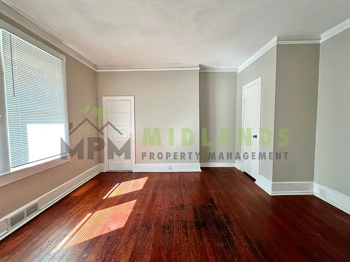 2326 Stark St #A — Photo 17