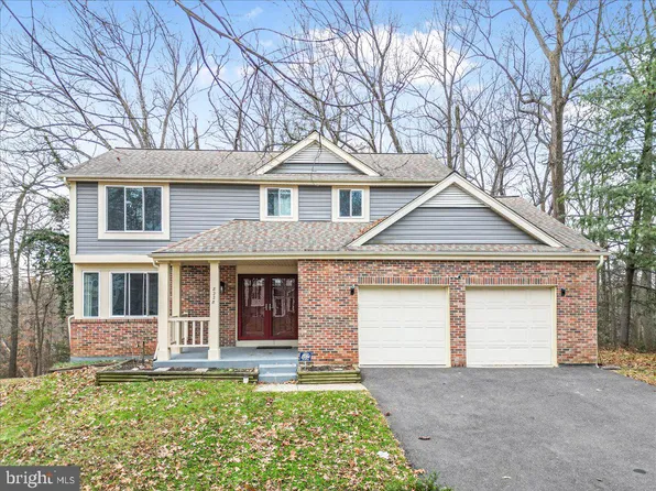 8228 Triple Crown Rd, Bowie, MD 20715